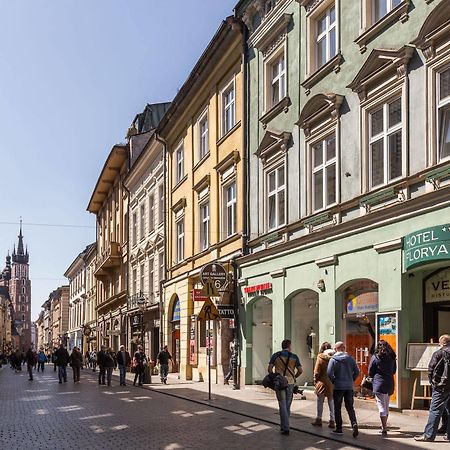 Hotel Floryan Old Town Краков Экстерьер фото