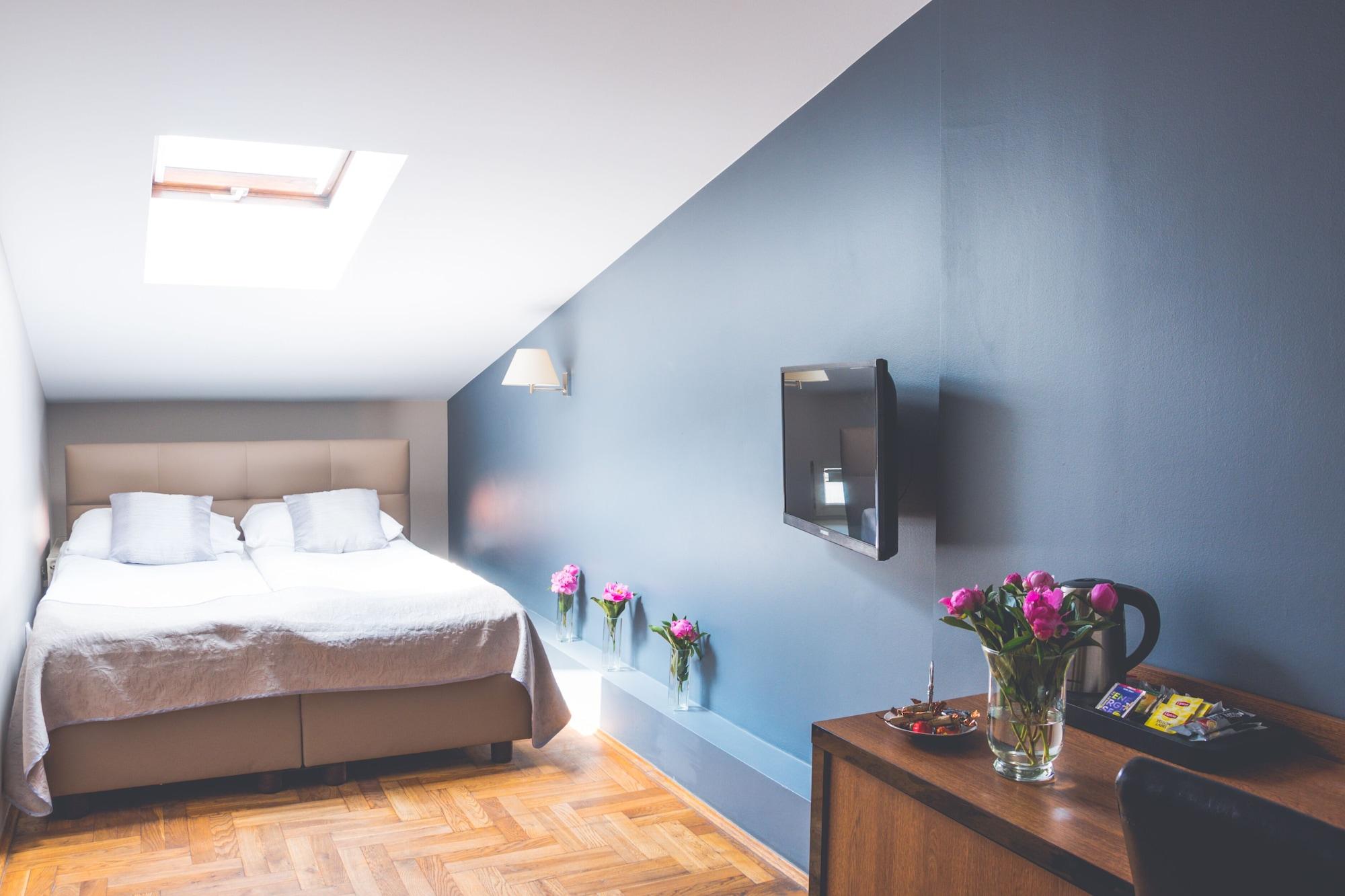 Hotel Floryan Old Town Краков Экстерьер фото