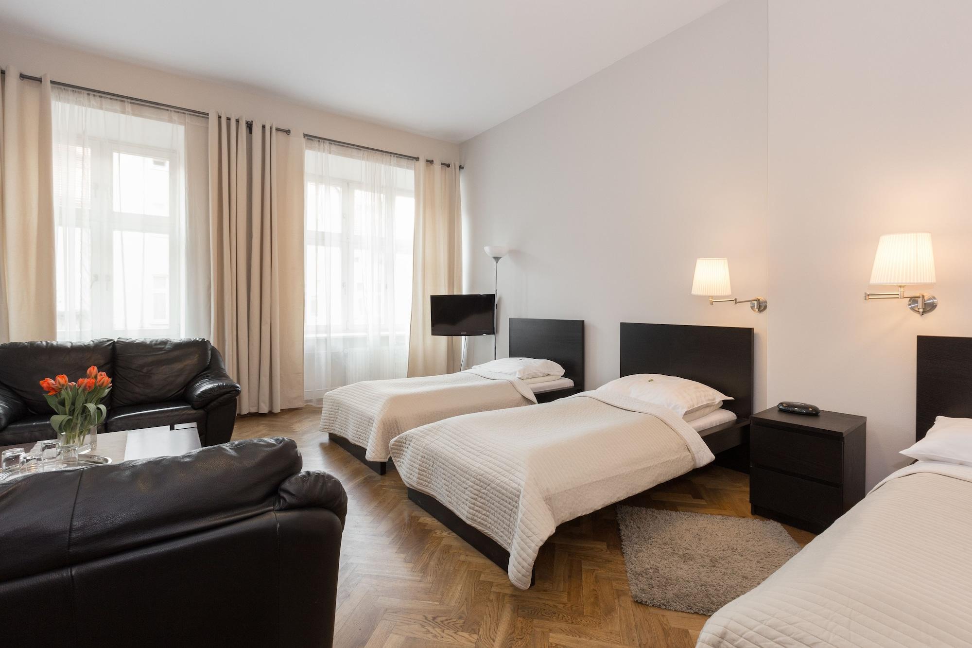 Hotel Floryan Old Town Краков Экстерьер фото