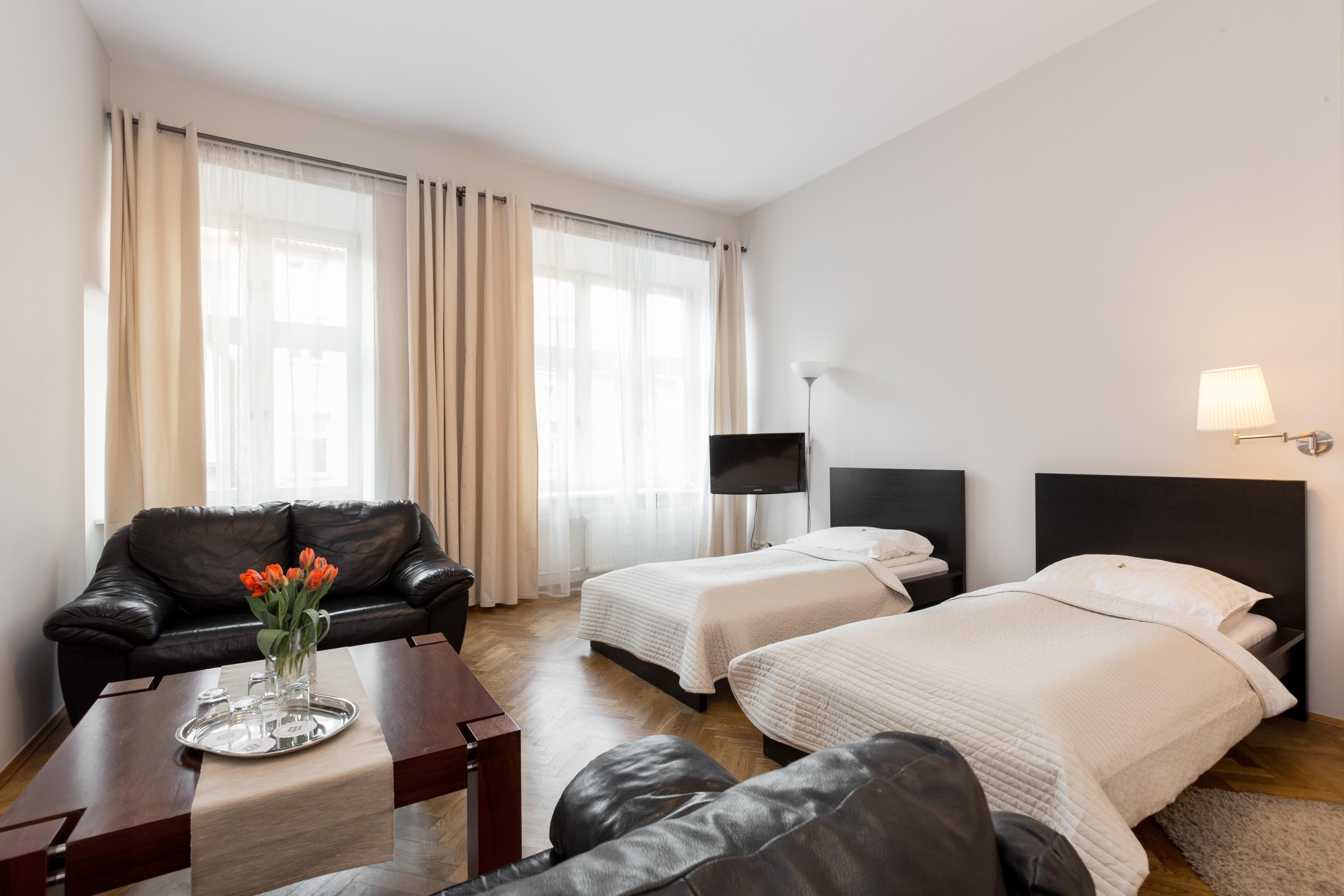 Hotel Floryan Old Town Краков Экстерьер фото