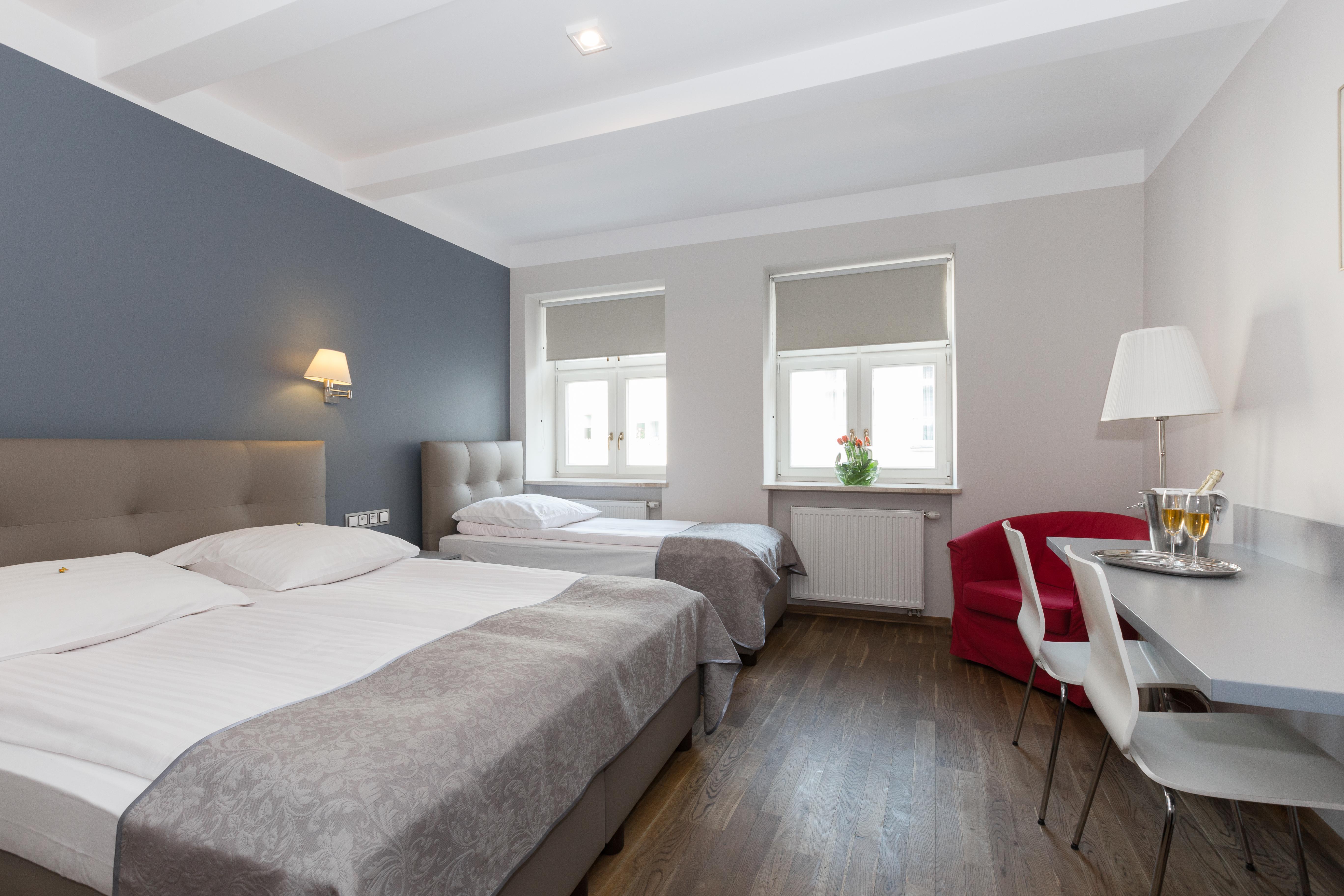 Hotel Floryan Old Town Краков Экстерьер фото